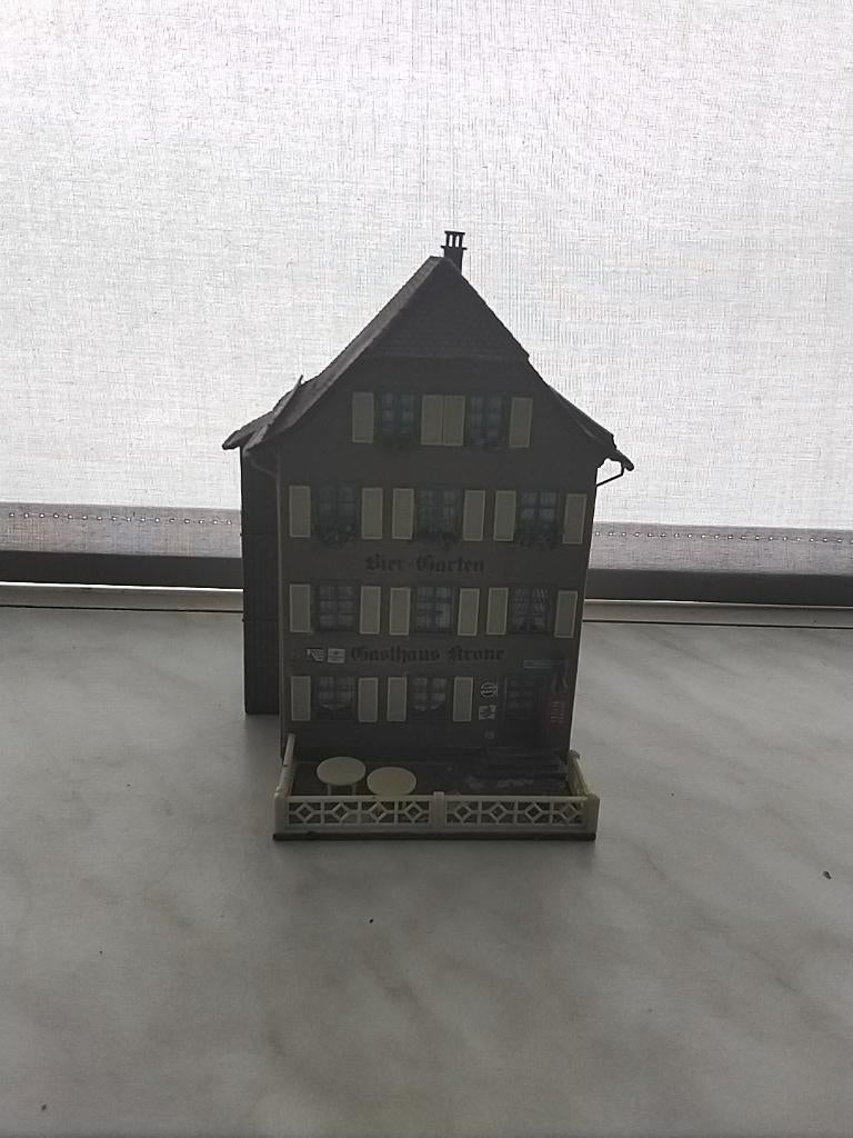 Modelhuisje Faller 130415 Gasthaus Krone, Overige merken, Gebruikt, Gelijkstroom of Wisselstroom, Brug, Tunnel of Gebouw