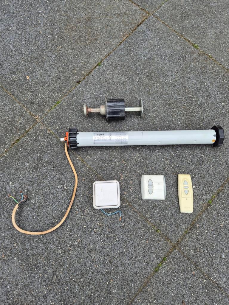 Rolluik buismotor sterk met Somfy bediening, Ophalen, Grijs, Minder dan 100 cm, Minder dan 100 cm