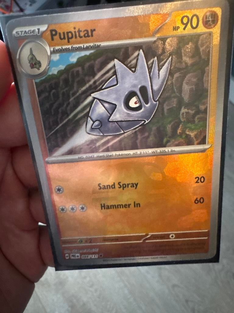 Pupitar Master Ball prismatic evolutions, Ophalen of Verzenden, Zo goed als nieuw, Losse kaart, Foil