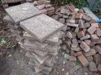 GRATIS gebakken klei klinkers en stoeptegels, Ophalen, Gebruikt, Beton, Klinkers