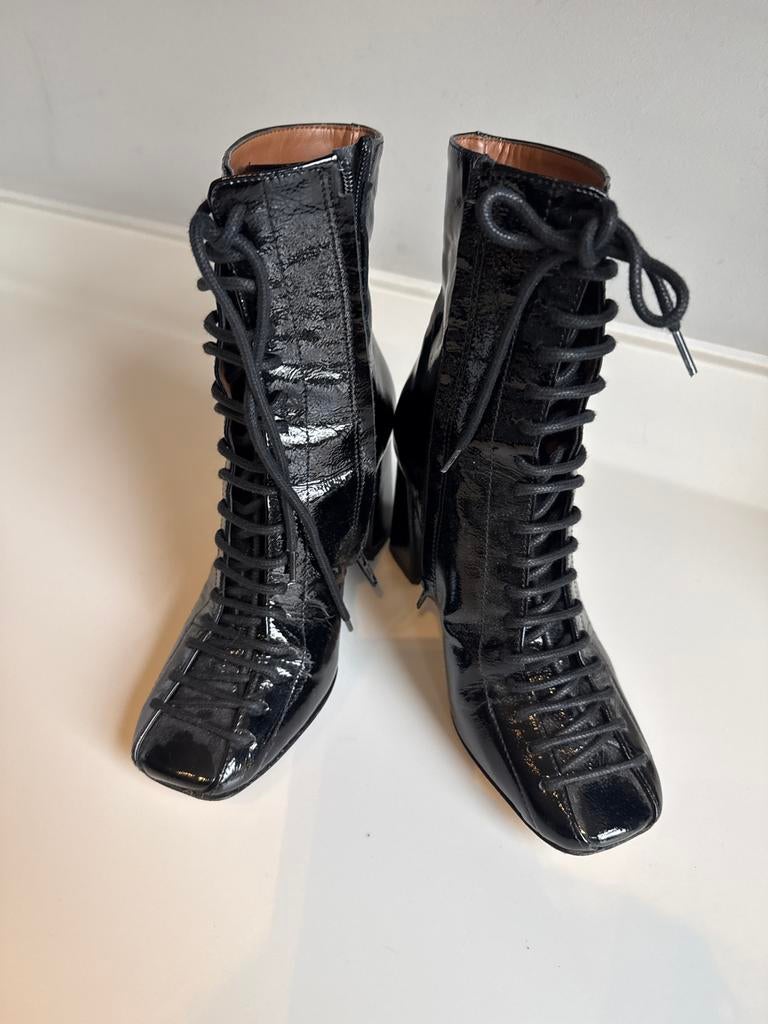 Zwarte Lakleren Veterlaarzen van Rene Gutenberg Couture, Ophalen of Verzenden, Zo goed als nieuw, Zwart, Lage of Enkellaarzen