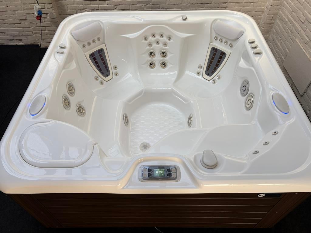 Hotspring spa Vanguard, Ophalen of Verzenden, Zo goed als nieuw, Filter, Vast
