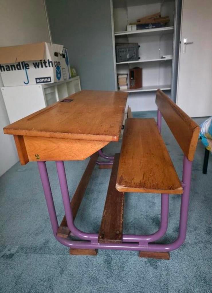 Schoolbankje, Ophalen