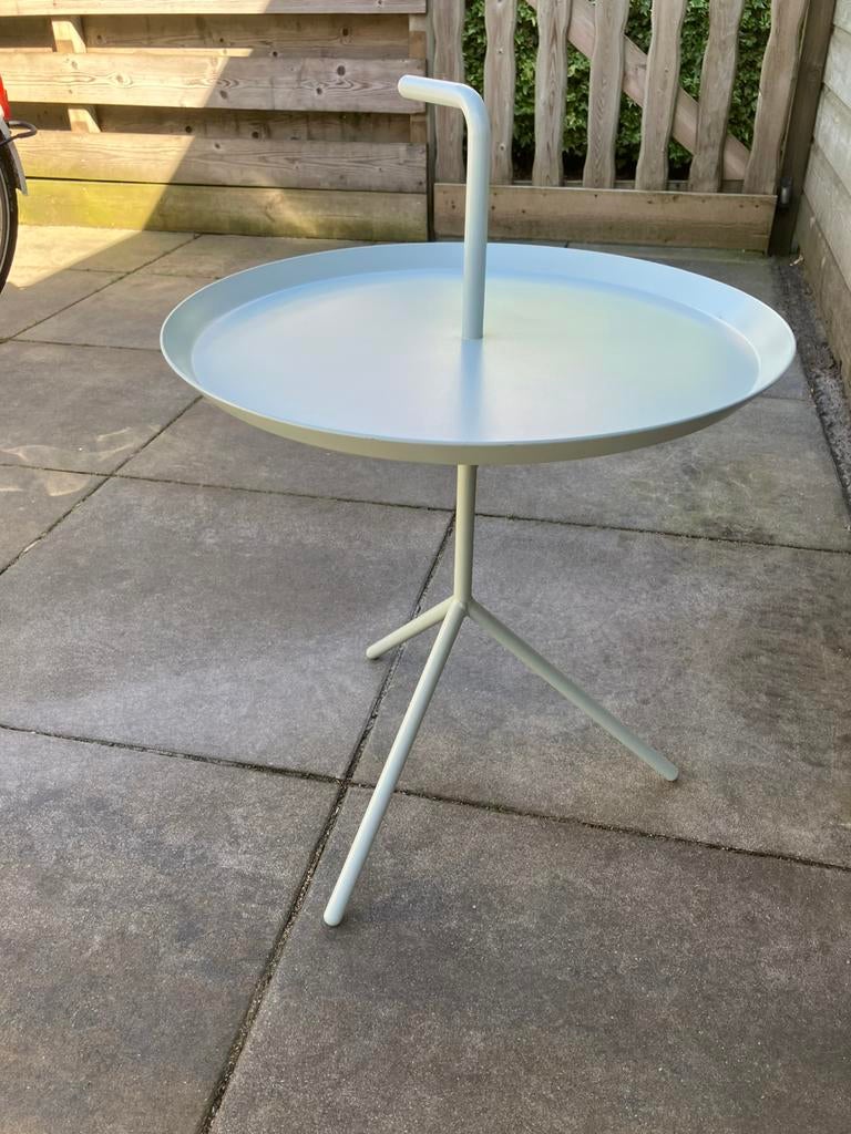 Mooie HAY DLM bijzettafel. Mint-groen., Huis en Inrichting, Minder dan 55 cm, Metaal of Aluminium, Rond, Zo goed als nieuw