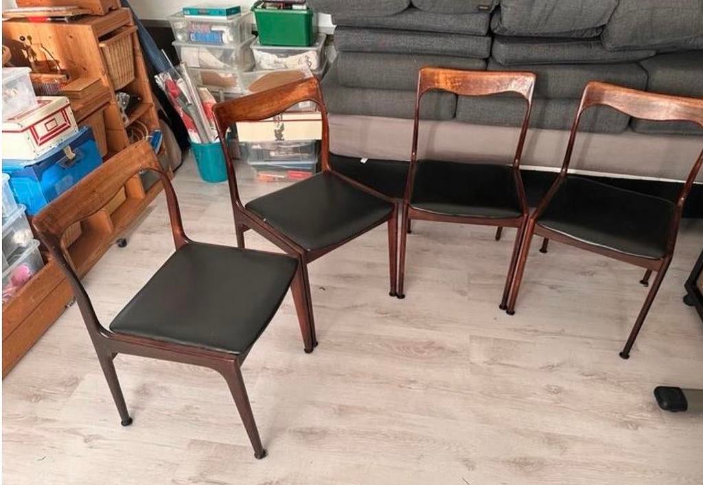 4 Awa Vintage Eetkamer stoelen, Gebruikt, Bruin, Ophalen of Verzenden, Vier