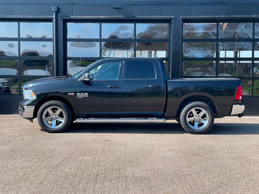 Dodge Ram 1500 5.7 V8 4x4 Crew Cab Big Horn, EX BTW, Auto's, Automaat, Gebruikt, 5654 cc, Leder en Stof
