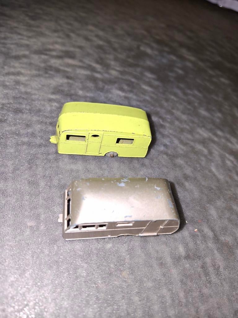 2x Lesney Matchbox caravans jaren '50/'60 schaal 1/64, Hobby en Vrije tijd, Modelbouw | Auto's en Voertuigen, Overige merken, Gebruikt