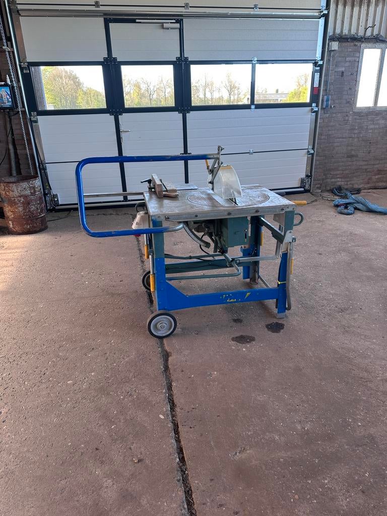 Gjerde 1603 zaagtafel, Doe-het-zelf en Verbouw, Gereedschap | Zaagmachines, Ophalen of Verzenden, 1200 watt of meer, Cirkelzaag