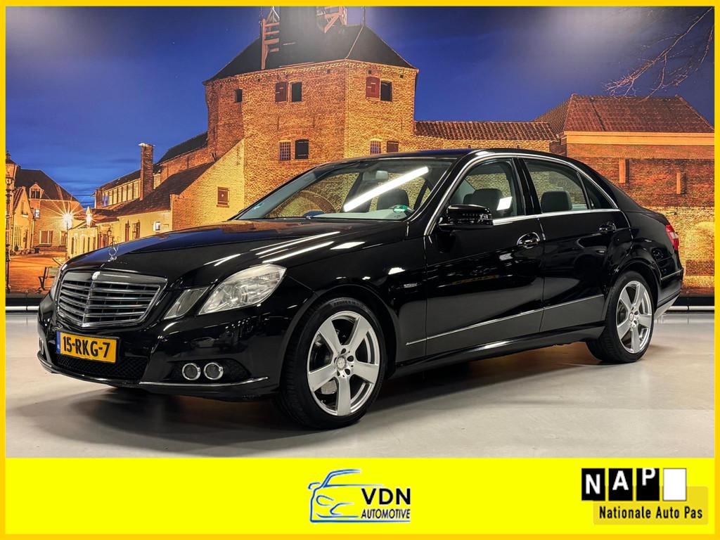 Mercedes-Benz E-klasse 350 CDI Elegance Automaat Leer Navi, Auto's, Mercedes-Benz, Automaat, Euro 5, Achterwielaandrijving, Gebruikt