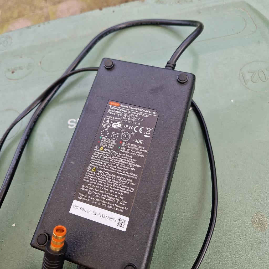 Bafang E-bike Batterijlader 48V 2A, Ophalen of Verzenden, Gebruikt