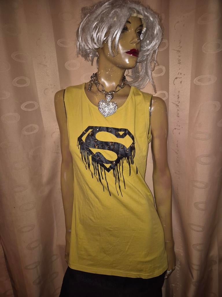 Geel mouwloos T-shirt met Superman logo maat 38 zgan, Kleding | Dames, Maat 38/40 (M), Geel, Ophalen of Verzenden, Zo goed als nieuw