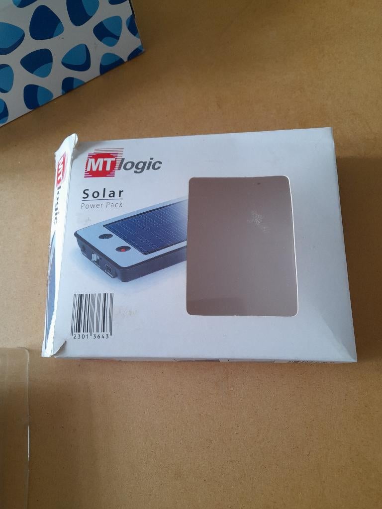 solar power pack, Ophalen, Nieuw