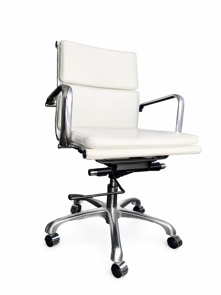 Eames EA 217 Soft pad Bureaustoel wit leer, Huis en Inrichting, Bureaustoelen, Gebruikt, Bureaustoel, Wit, Ergonomisch, Ophalen of Verzenden