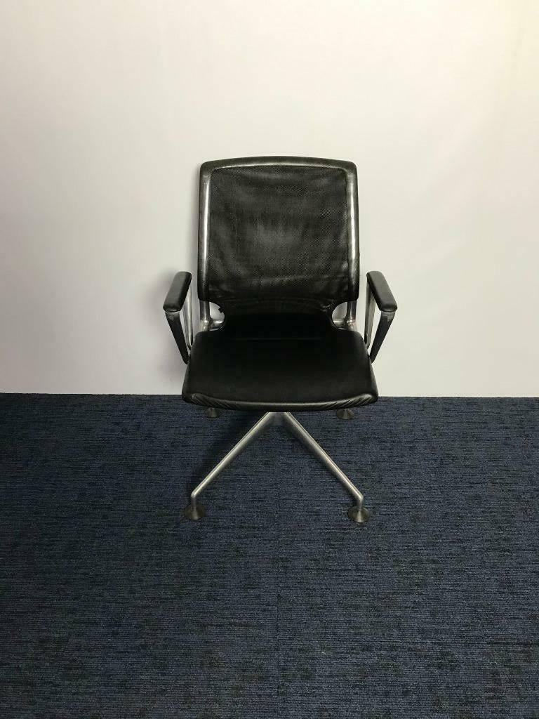 Vitra Meda Conference vergaderstoel, zwart leder, chroom, Ophalen, Gebruikt, Zwart, Eén