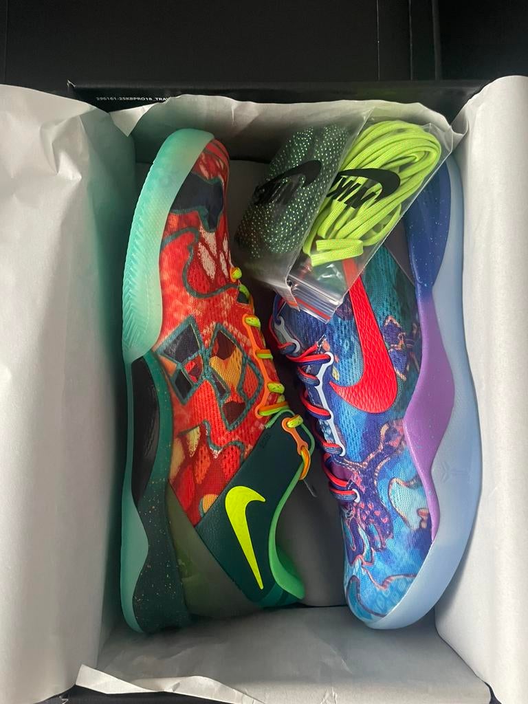 Nike Kobe 8 Protro What The (2025) maat 46, Kleding | Heren, Schoenen, Overige kleuren, Nieuw, Ophalen of Verzenden, Sneakers of Gympen