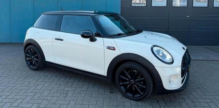 Mini 1.5 Cooper 2014 Wit, Auto's, Mini, Particulier, Benzine, B, Hatchback, Handgeschakeld, Origineel Nederlands, Wit, Voorwielaandrijving