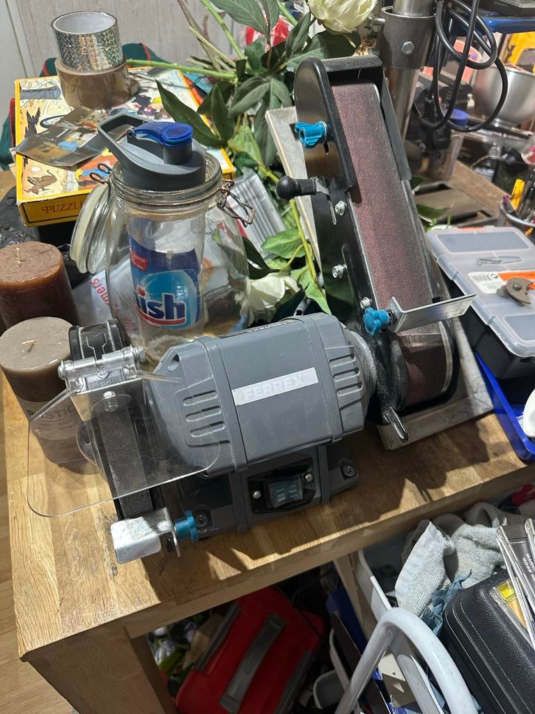 Ferrex Bandschuurmachine - Zo goed als nieuw, Ophalen of Verzenden, Zo goed als nieuw, Minder dan 600 watt, Bandschuurmachine