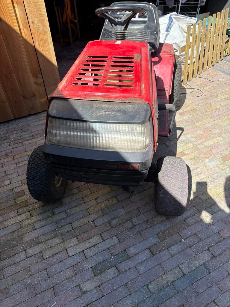 MTD Zitmaaier/Trekkertje (zonder maaisysteem), Tuin en Terras, Zitmaaiers, Ophalen, Gebruikt, Versnellingen