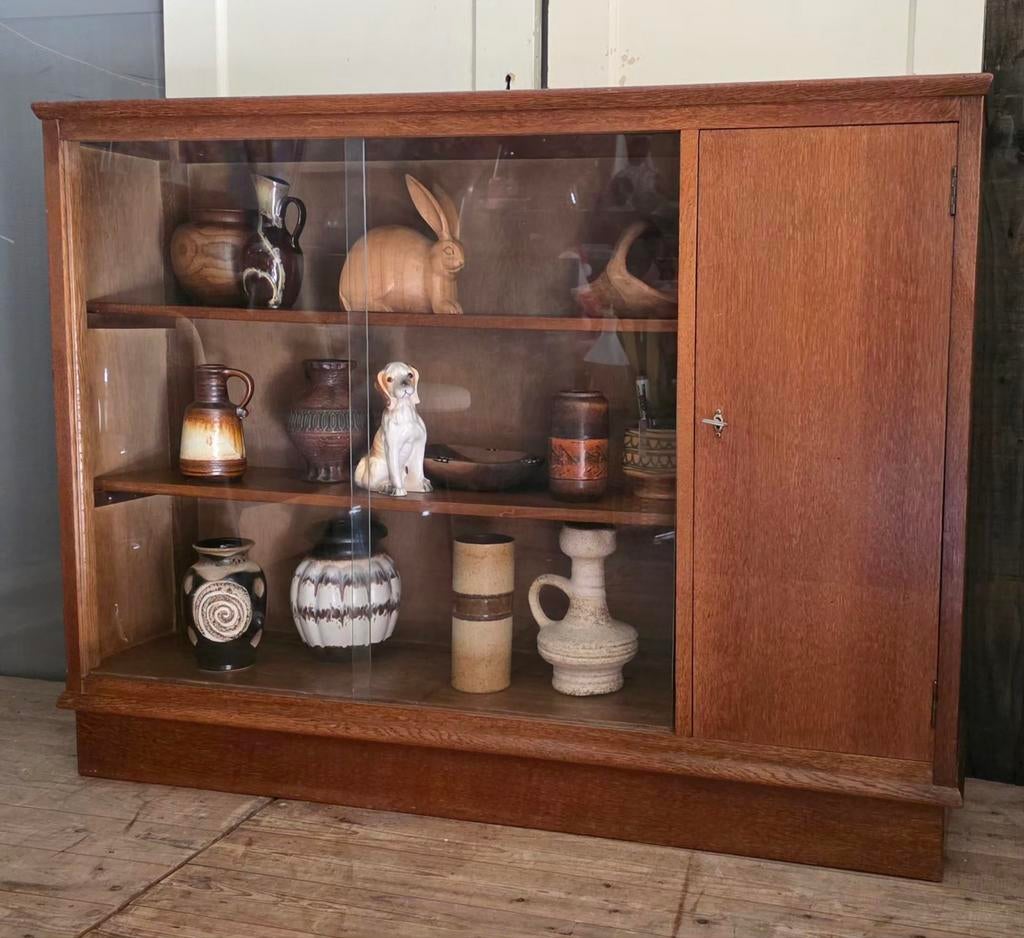 retro dressoir/vintage meubel met glazen schuifdeuren, Verzamelen, Retro, Ophalen, Huis en Inrichting
