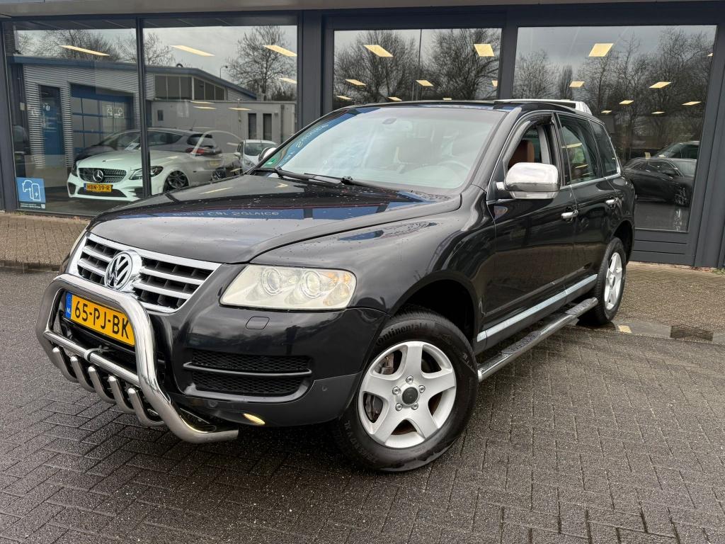 Volkswagen Touareg 3.2 V6 Full options Automaat. Leder. trek, Automaat, Gebruikt, 3189 cc, Zwart