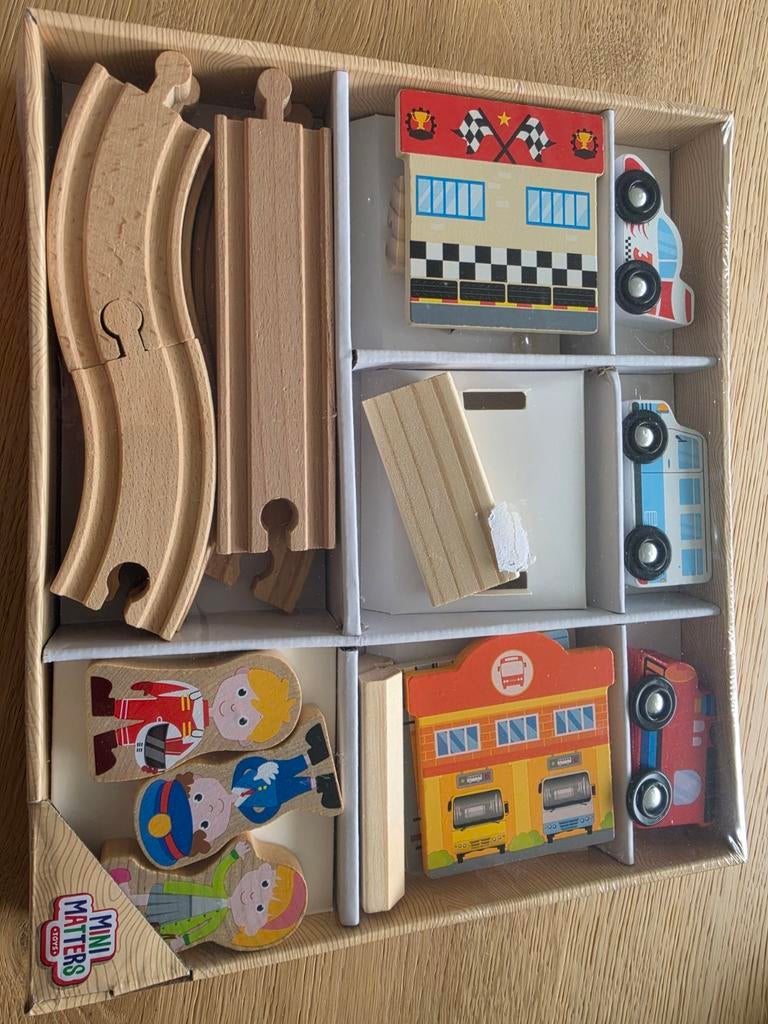 Worden cars track set  houten autobaan, Kinderen en Baby's, Speelgoed | Houten speelgoed, Ophalen of Verzenden, Nieuw