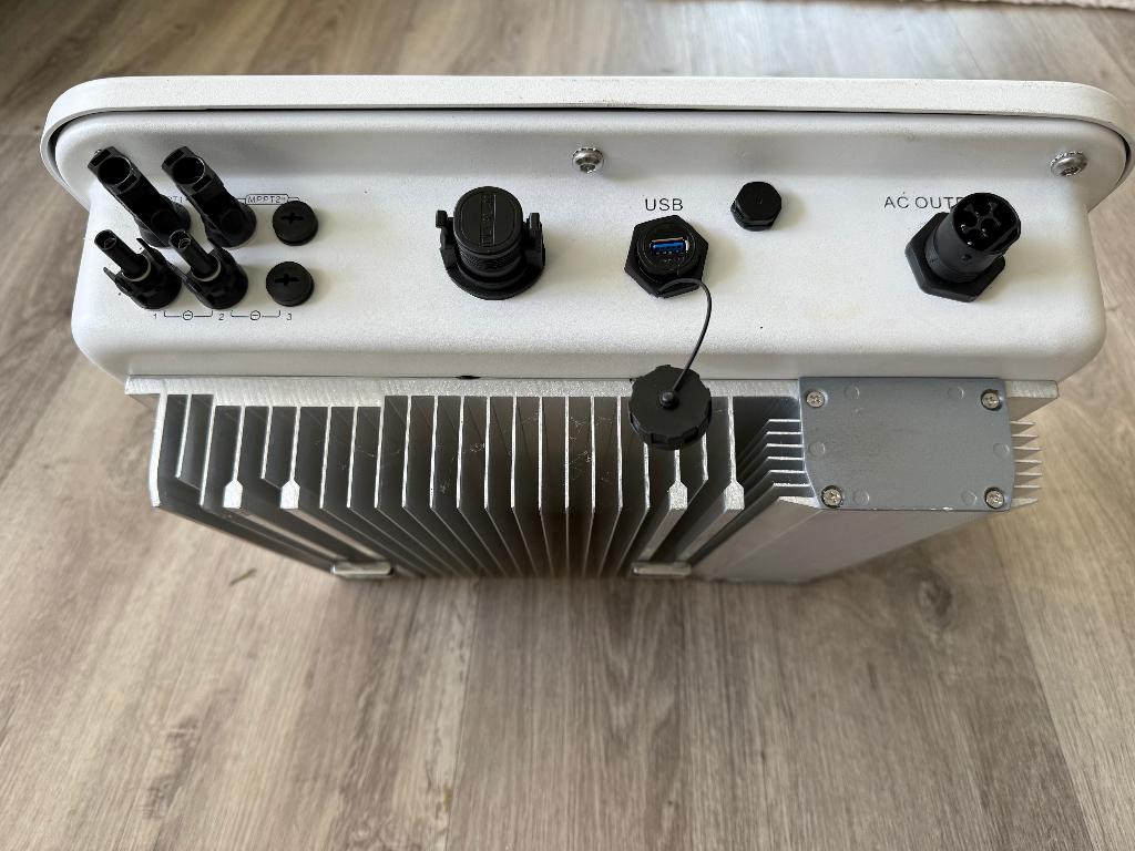 Growatt en SMA omvormers, Doe-het-zelf en Verbouw, Zonnepanelen en Toebehoren, Ophalen of Verzenden, Zo goed als nieuw, Overige typen