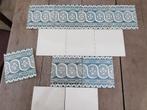 11 antieke randtegels, wit/donkergroen 15x15cm, Ophalen