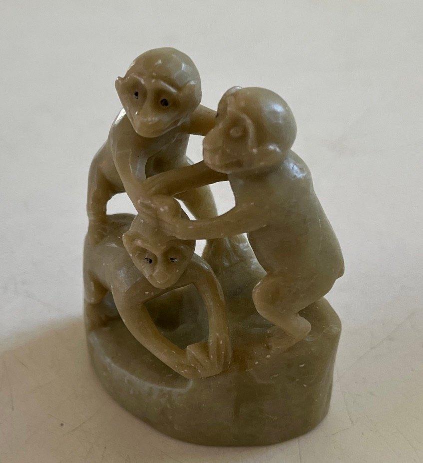Natuursteen beeldje van drie aapjes, Verzamelen, Beelden en Beeldjes, Ophalen of Verzenden, Zo goed als nieuw, Dier