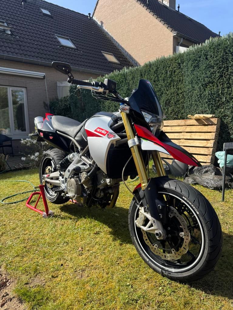 Aprilia Dorsoduro 750 - 2008 - LeoVince - 3 rij modi, Motoren, Motoren | Aprilia, 750 cc, 2 cilinders, Sportuitlaat, Motorrijbewijs A
