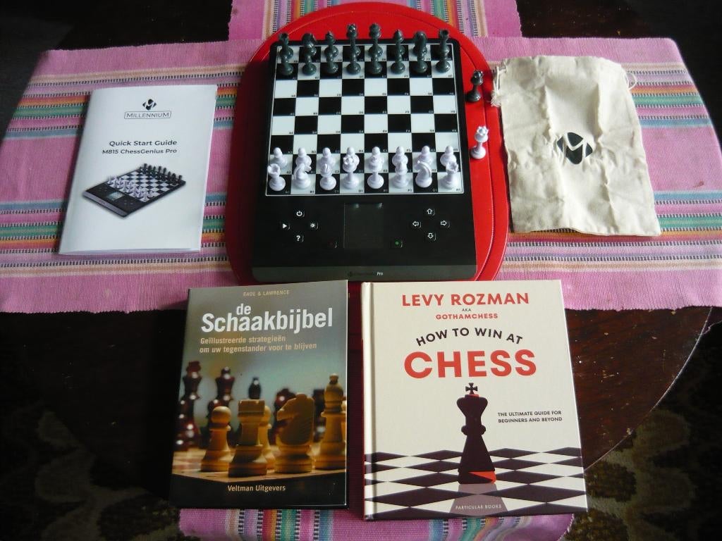 Sterke nieuwe Millennium M815 ChessGenius Pro schaakcomputer, Ophalen of Verzenden, Minder dan 500 stukjes, Nieuw, Schaken