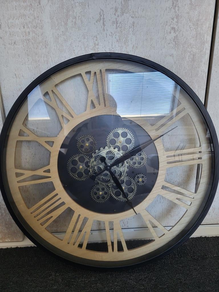 Grote Wandklok met Zichtbaar Uurwerk - Industrieel Design, Huis en Inrichting, Woonaccessoires | Klokken, Ophalen, Zo goed als nieuw