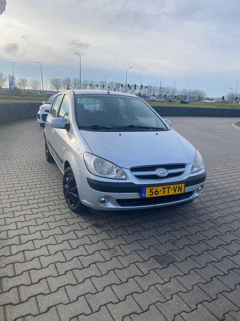 Hyundai Getz 1.4 5DRS 2007 – Zuinig & Betrouwbaar (APK 2027), Auto's, Voorwielaandrijving, 40 €/maand, Zwart, 4 cilinders