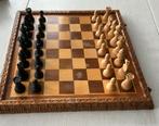 Schaakspel in houten kist wat speelbord is 39x39cm, Ophalen, Zo goed als nieuw