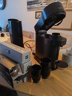 Nespresso Vertuo koffiezetapparaat met accessoires, Witgoed en Apparatuur, Koffiezetapparaten, Ophalen, Zo goed als nieuw, Espresso apparaat