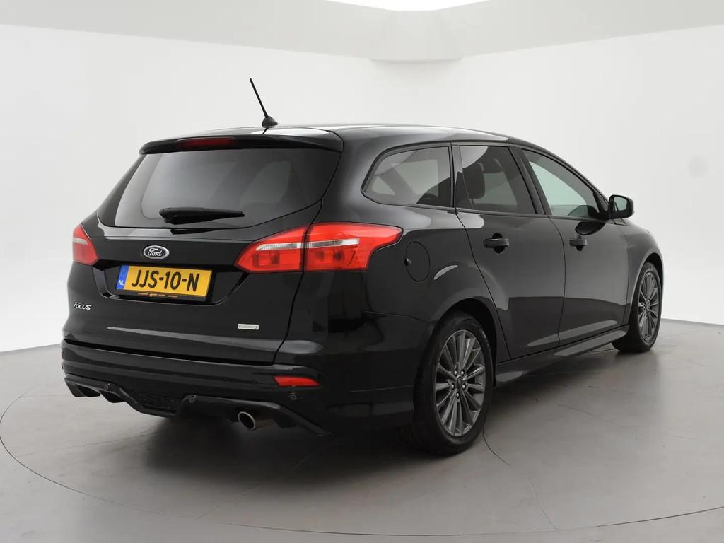 Ford Focus 1.5 ECOBOOST 182 PK ST-LINE + SONY A € 9.950,00, Stof, 4 cilinders, Zwart, Handgeschakeld