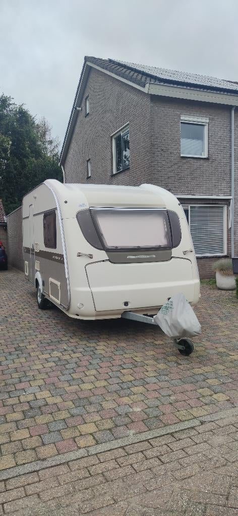 caravan, Caravans en Kamperen, Caravans, Particulier, tot en met 2, 1000 - 1250 kg, Rondzit, Avento, Omvormbare zithoek, 4 tot 5 meter