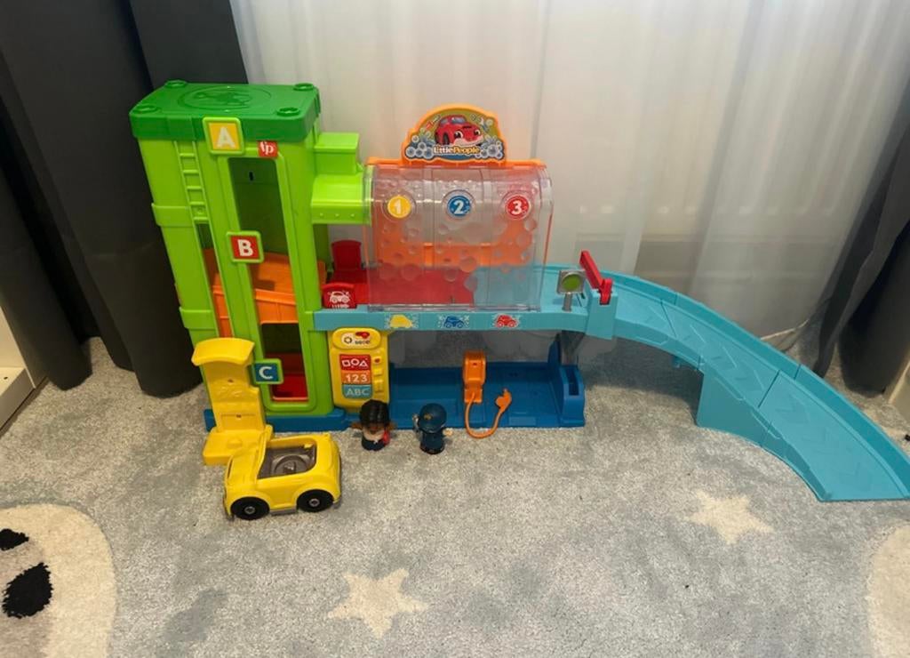 Fisher price little people garage, Ophalen, Zo goed als nieuw, Speelset