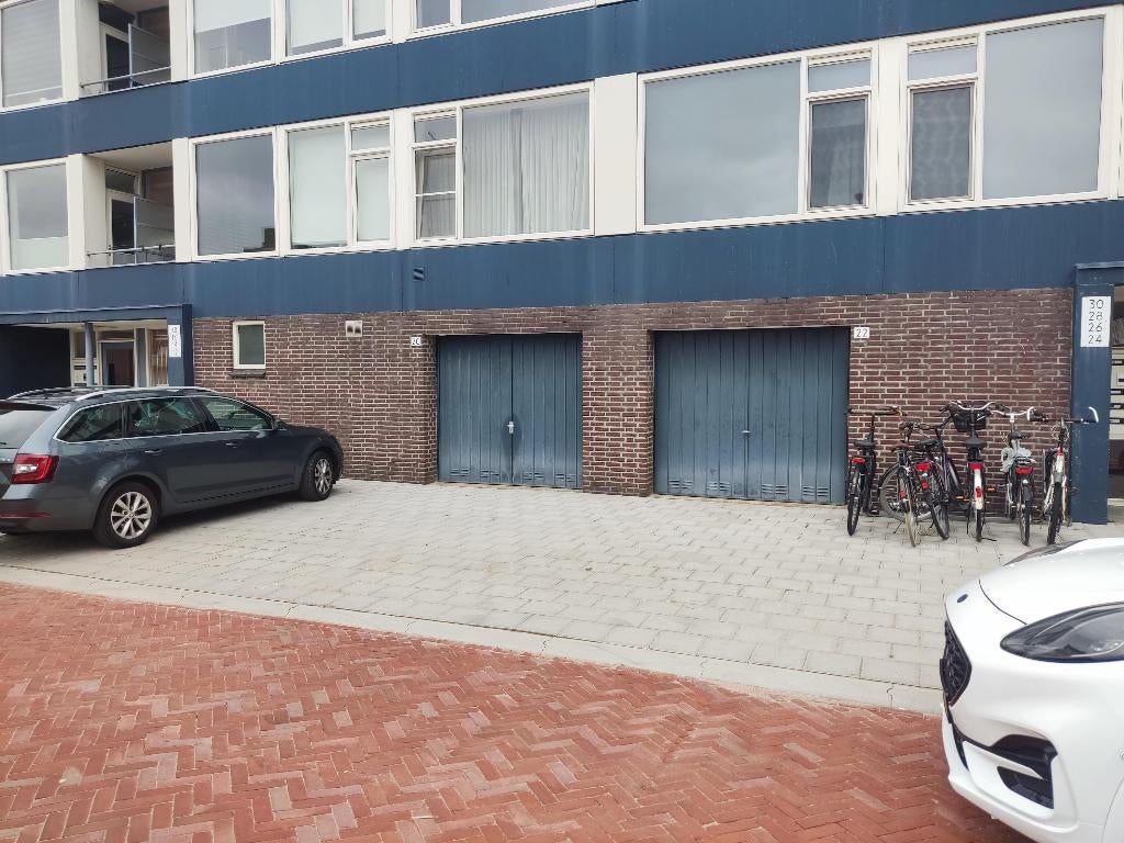 Garagebox te koop Zonnebloemstraat 22 Zwijndrecht, Huizen en Kamers, Garages en Parkeerplaatsen, Zuid-Holland