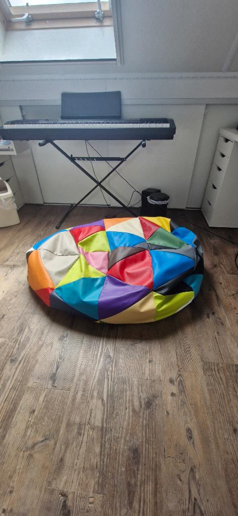 Kleurrijke zitzak ecopuf, Huis en Inrichting, Zitzakken, Ophalen, Gebruikt, Overige kleuren, Zitzak