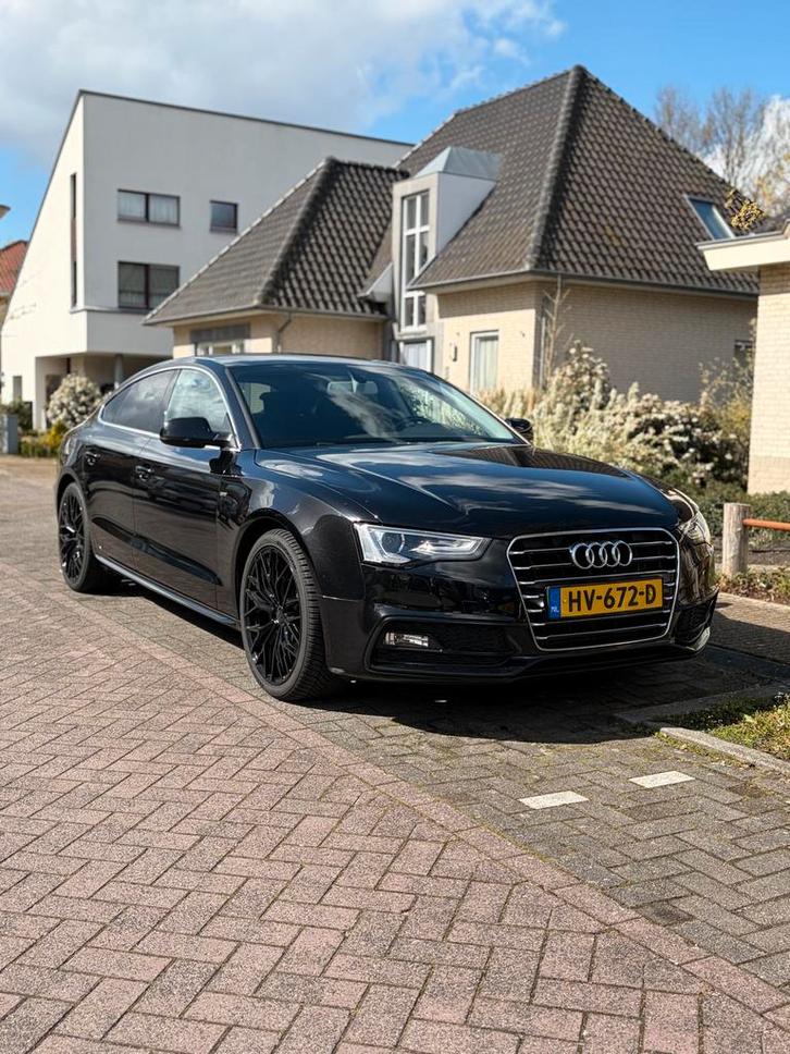 Audi A5 1.8 Tfsi 144pk 2016 Zwart, Auto's, Audi, A5, Benzine, B, Hatchback, Handgeschakeld, Origineel Nederlands, Zwart, Voorwielaandrijving