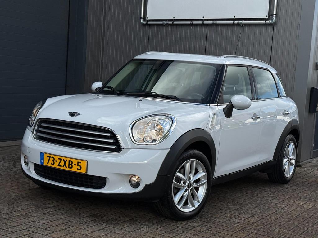 Mini Mini Countryman 1.6 Cooper Business Line | Half Leder |, Auto's, Voorwielaandrijving, Euro 5, Gebruikt, Zwart