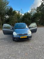 Toyota Yaris 1.3 16V Vvti 3DR Linea Terra 2005 Grijs, Auto's, Voorwielaandrijving, Stof, 31 €/maand, 4 cilinders