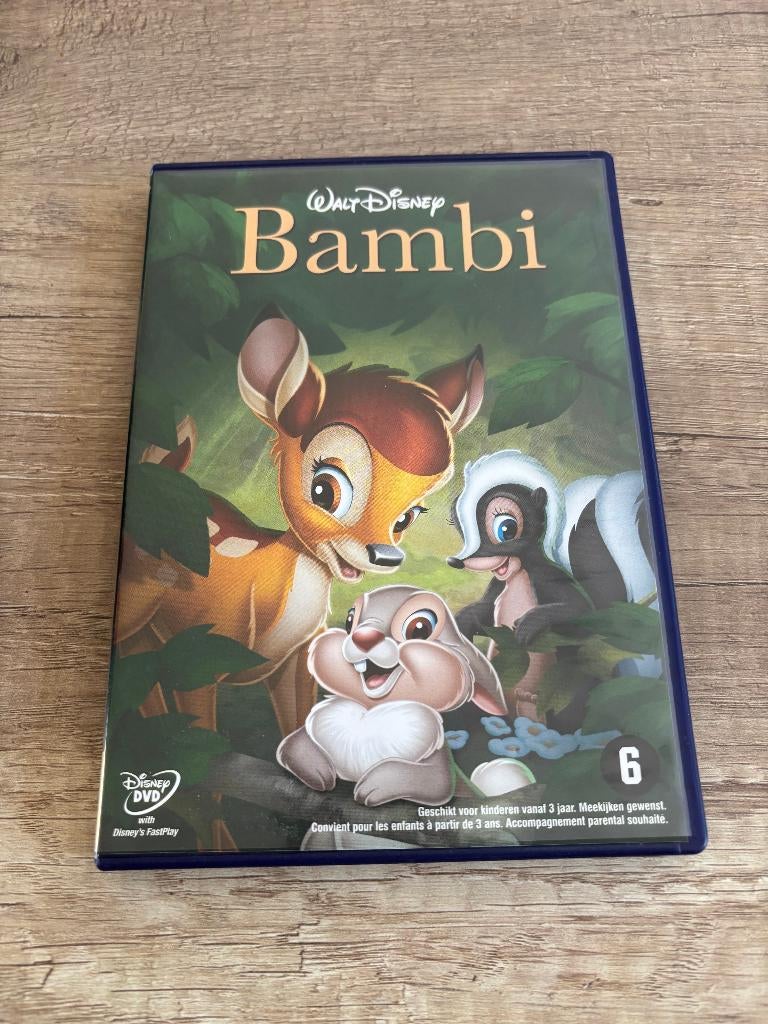 disney dvd bambi deel 1, Tekenfilm, Amerikaans, Ophalen of Verzenden, Zo goed als nieuw