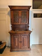 GRATIS! Antieke Eiken Buffetkast met Glas-in-lood Details, Antiek en Kunst, Antiek | Meubels | Kasten, Ophalen