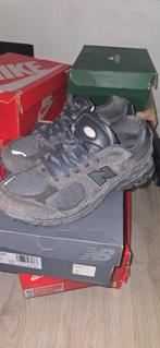 NEW BALANCE 2002R PROTECTION PACK PHANTOM MAAT 47, Ophalen of Verzenden, Nieuw, Zwart, Sportschoenen