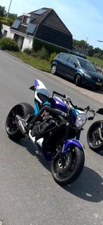 Suzuki GSXR750 Custom Streetfighter - 240achterband, Motoren, Sportuitlaat, 4 cilinders, 749 cc, Particulier