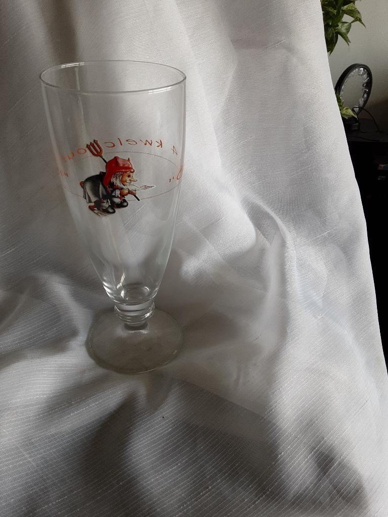 LA CHOUFFE, go 4 kwelchouffe  glas, Ophalen of Verzenden, Zo goed als nieuw, Bierglas
