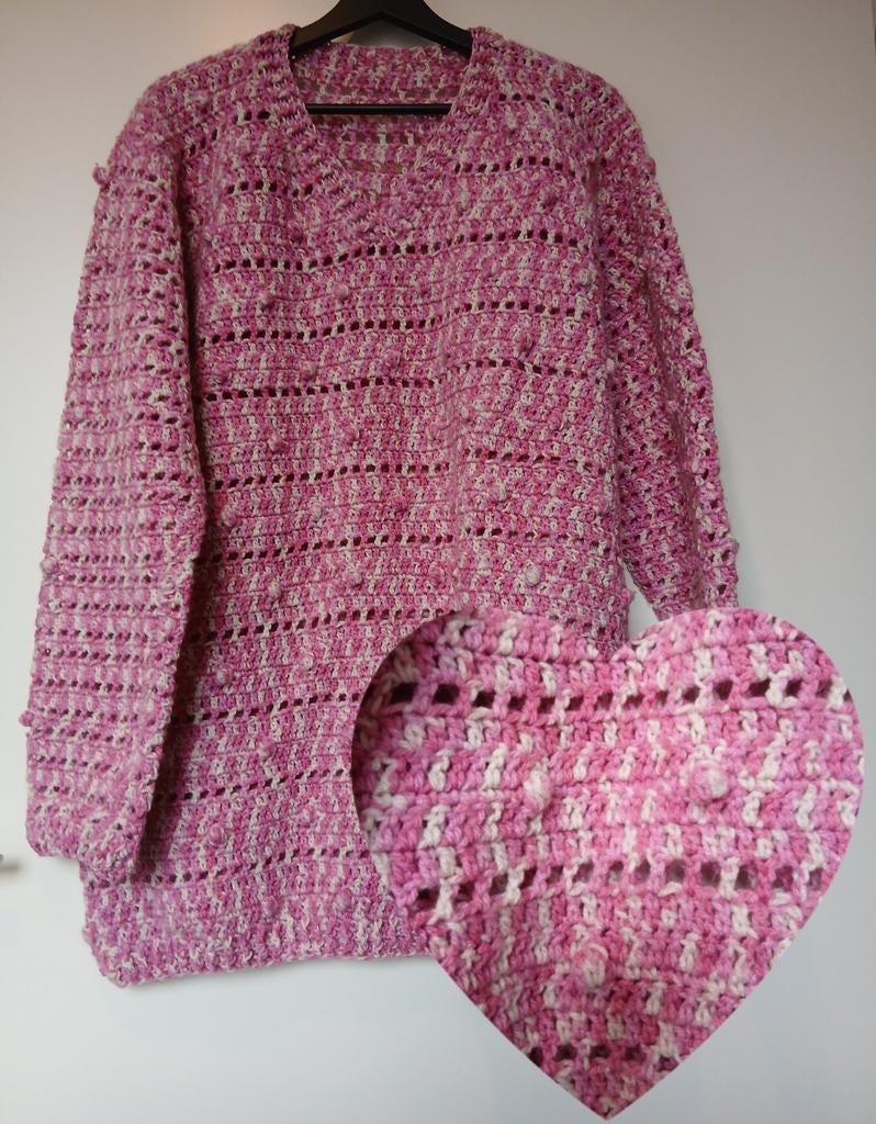roze-gebroken wit gehaakte V-hals trui Handmade maat 48-50, Kleding | Dames, Grote Maten, Handmade, Verzenden, Trui of Vest, Zo goed als nieuw