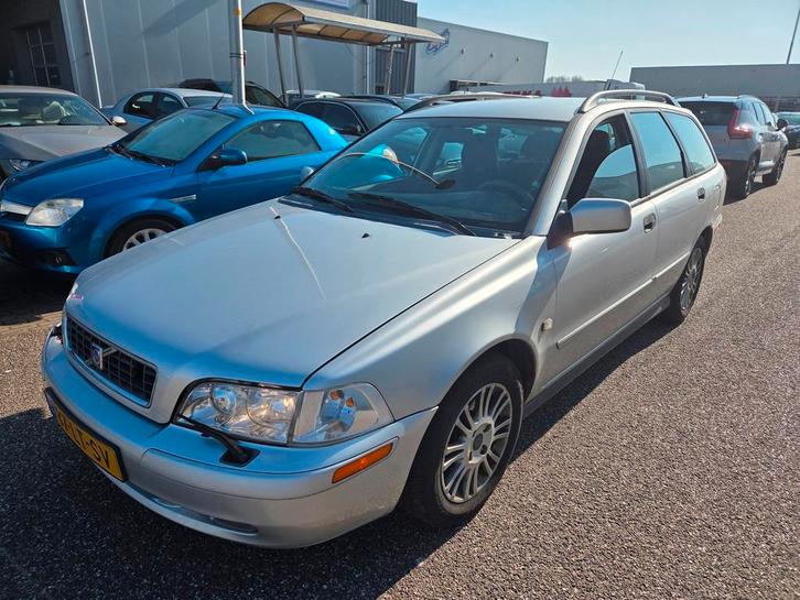 Volvo V40 1.8 Europa, Auto's, Volvo, Bedrijf, Te koop, V40, ABS, Airbags, Airconditioning, Boordcomputer, Centrale vergrendeling