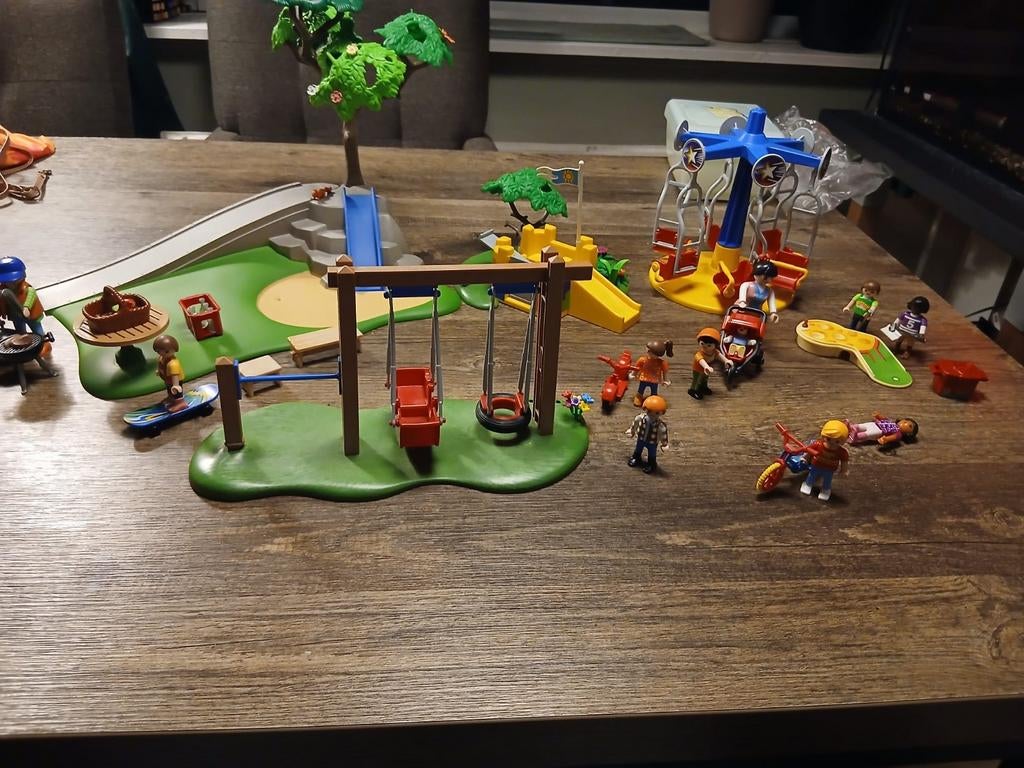 Playmobil grote speeltuinset plus midgetgolf setje., Ophalen of Verzenden